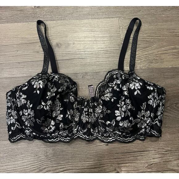 Victoria’s Secret Black and Silver Lace Bra - Picture 1 of 3